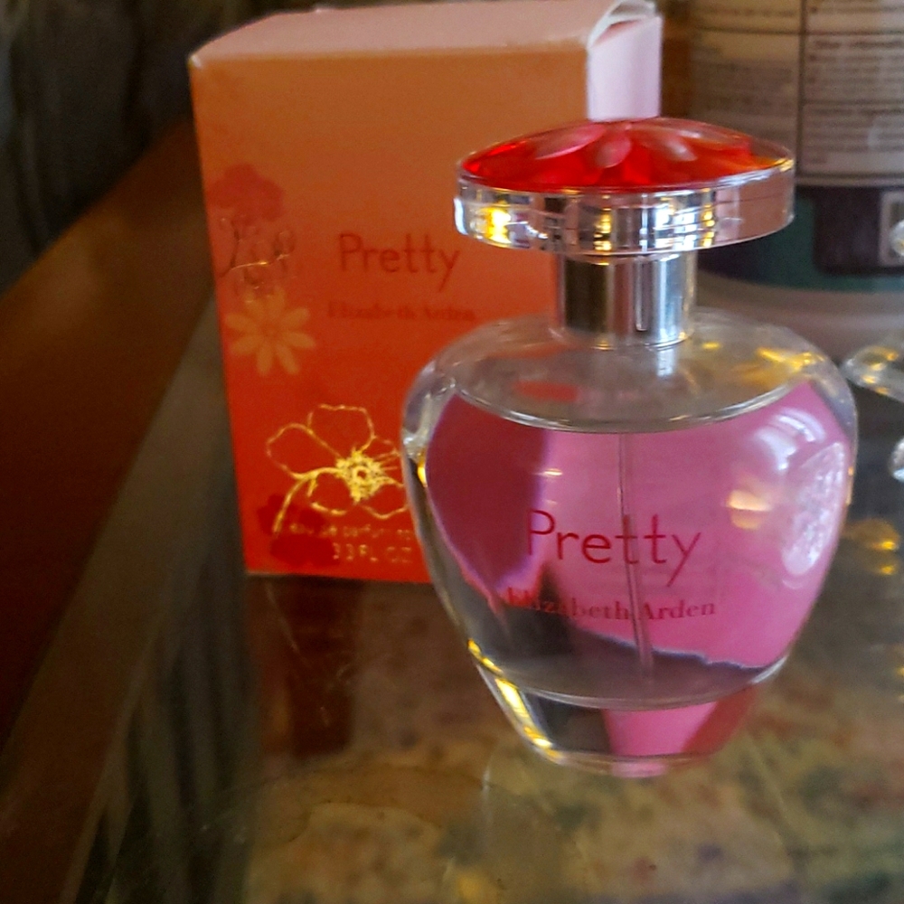 Preety By Elizabeth Arden